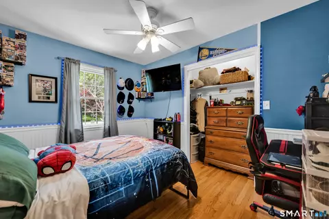 Bedroom - 2 Hemlock Rd, Prospect, CT 06712 photo 5 of 6