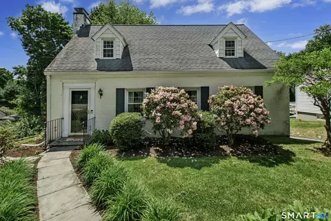 2231 Easton Tpke, Fairfield, CT 06825
