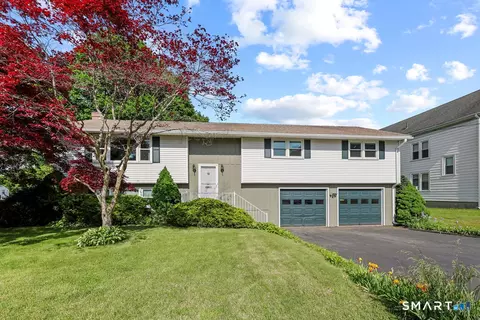 142 Wolcott Hill Rd, Wethersfield, CT 06109