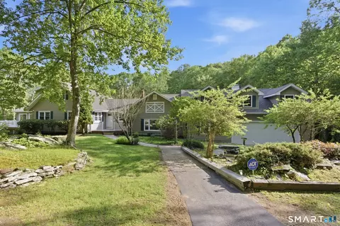 70 Mahoney Rd, Colchester, CT 06415