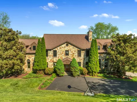 194 Quaker Farms Rd, Oxford, CT 06478