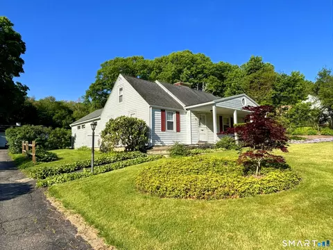 44 Summit Rd, Prospect, CT 06712