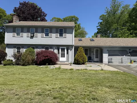 53 Del Prado Dr, Bristol, CT 06010