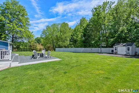 Exterior - 5 Limric Ln, Suffield, CT 06078 photo 4 of 8