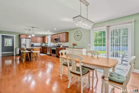 Dining - 5 Limric Ln, Suffield, CT 06078 photo 2 of 3