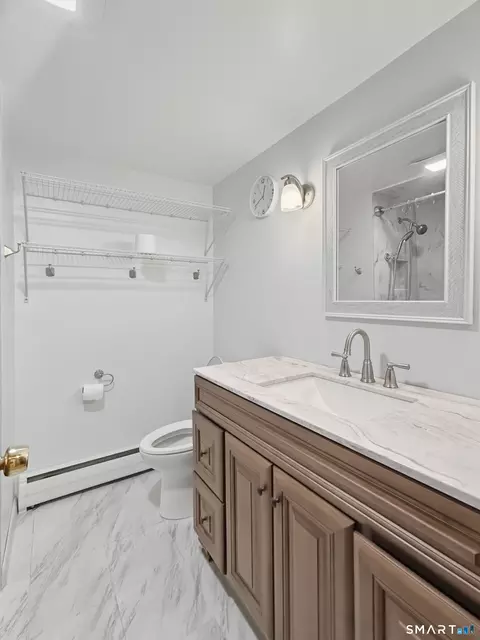 Bath - 32 Highland Dr, Ledyard, CT 06339 photo 3 of 4