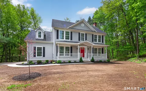 Undisclosed, Canton, CT 06019