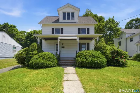 41 Jefferson Ave, Danbury, CT 06810