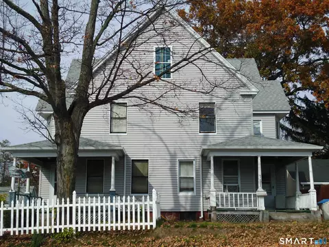 151 Center St, Manchester, CT 06040