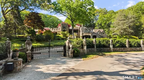 47 Charcoal Hill Rd, Westport, CT 06880