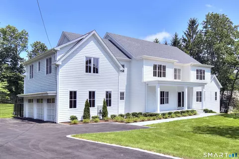 4 Sycamore Dr, Westport, CT 06880