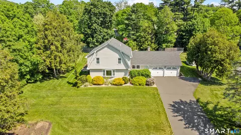 139 Craigemore Cir, Avon, CT 06001