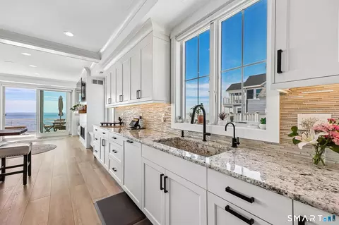 Kitchen - 99 Shore Rd, Clinton, CT 06413 photo 4 of 5
