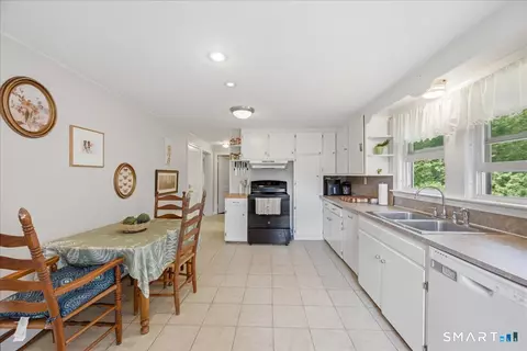 Kitchen - 48 Maple Rd, Mansfield, CT 06268 photo 1 of 3