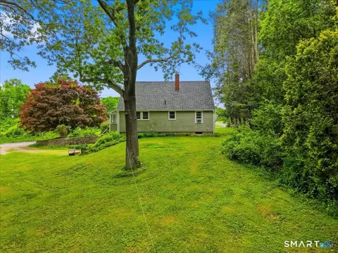 Exterior - 48 Maple Rd, Mansfield, CT 06268 photo 4 of 7