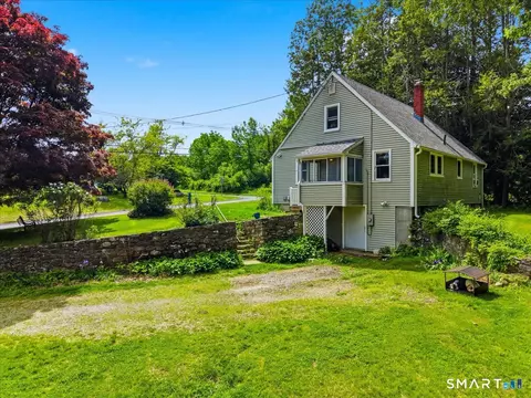 Exterior - 48 Maple Rd, Mansfield, CT 06268 photo 2 of 7
