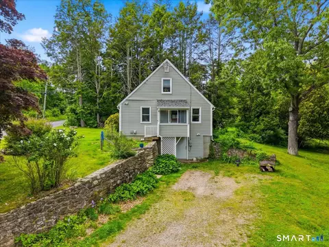 Exterior - 48 Maple Rd, Mansfield, CT 06268 photo 6 of 7