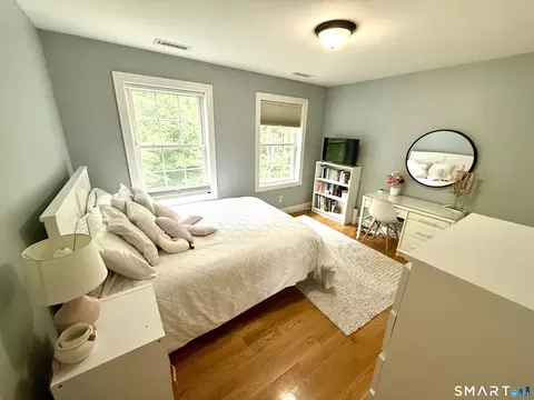 Bedroom - 46 Hoseye Coach Rd, Newtown, CT 06470 photo 5 of 6