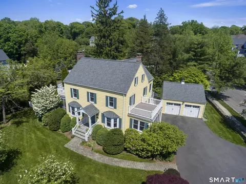 12 Sconset Dr, Fairfield, CT 06824
