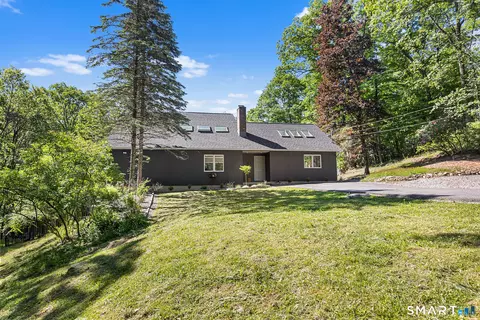 1 Eagles Nest Dr, Sherman, CT 06784