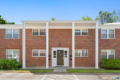125 Lawn Ave #B6, Stamford, CT 06902