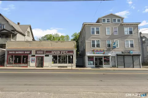 669 E Main St, Waterbury, CT 06702