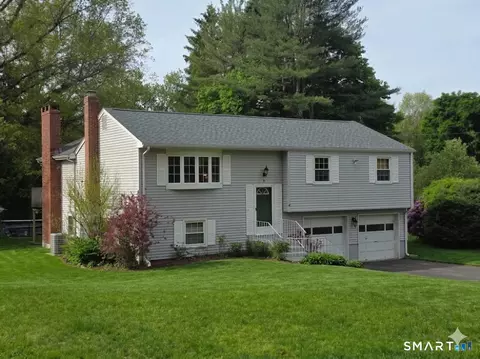 10 Susan Rd, Vernon, CT 06066