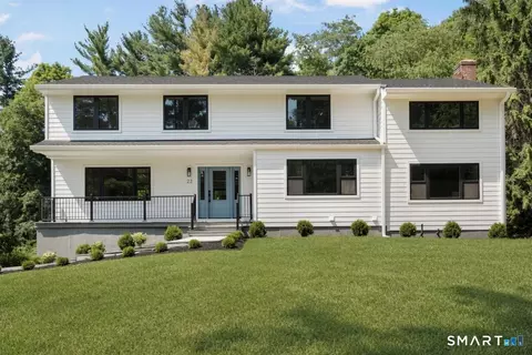 22 Beaver Brook Rd, Ridgefield, CT 06877