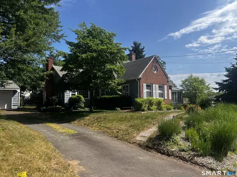 40 Hillcrest Ave, Middletown, CT 06457