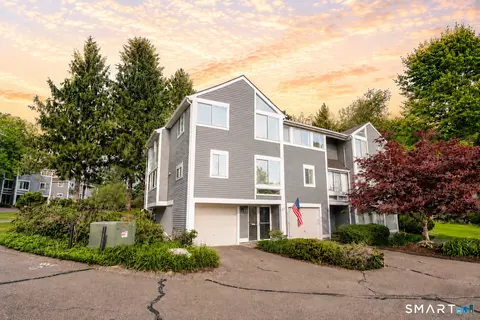 37 Old Mill Ct #37, Simsbury, CT 06070