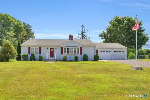 7 Alanby Dr, Meriden, CT 06451