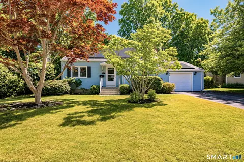 72 Marino Dr, Milford, CT 06460
