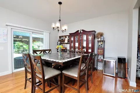 Dining - 20 Miller Ter, Windsor Locks, CT 06096 photo 2 of 2