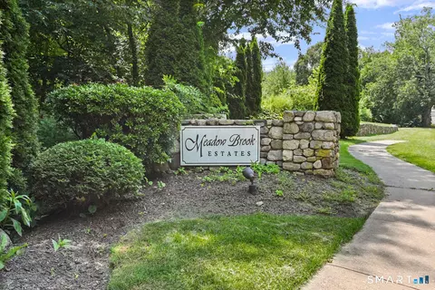 223 Meadow Brook Rd #223, Oxford, CT 06478