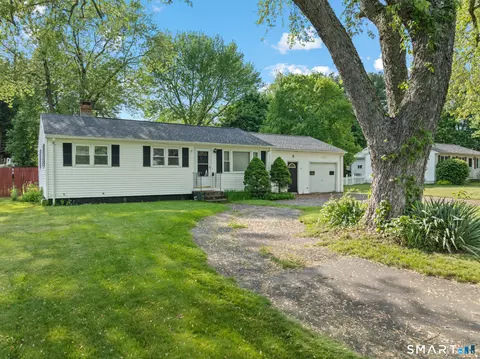 41 Skinner Rd, Vernon, CT 06066
