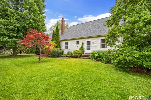 694 Millbrook Rd, Middletown, CT 06457