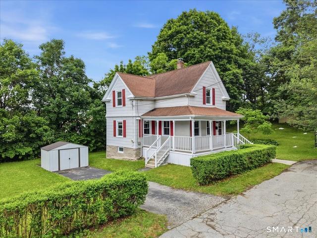 28 Moore Ct, New London, CT 06320