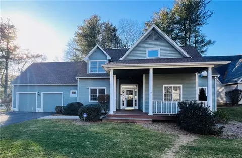 41 Sagewood Ln #41, Windsor, CT 06095