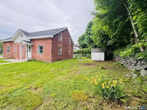 23 Tiffany St, Brooklyn, CT 06234