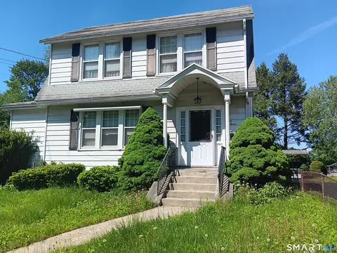 63 Robert St, Waterbury, CT 06710