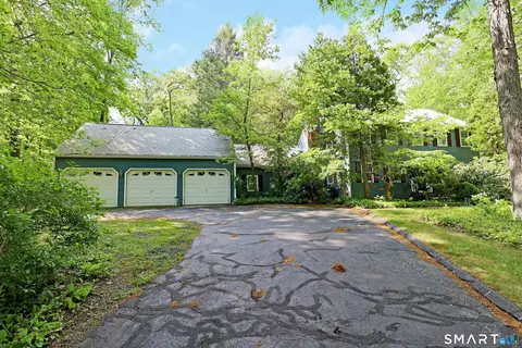 35 Deer Spring Rd, Redding, CT 06896
