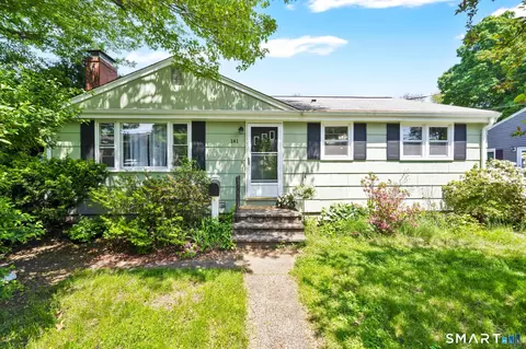 141 Tanner St, Manchester, CT 06042