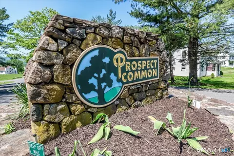 92 Beard Dr #92, New Milford, CT 06776