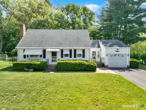 49 Schaffer Dr, East Hartford, CT 06118