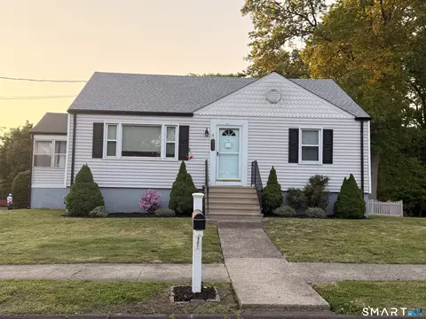 173 Highland St, West Haven, CT 06516