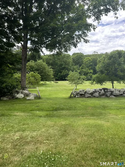 Exterior - 494 Nonnewaug Rd, Bethlehem, CT 06751 photo 6 of 12