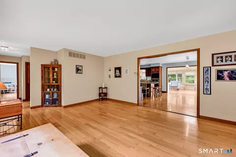 Living - 494 Nonnewaug Rd, Bethlehem, CT 06751 photo 2 of 3