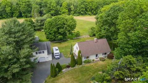494 Nonnewaug Rd, Bethlehem, CT 06751