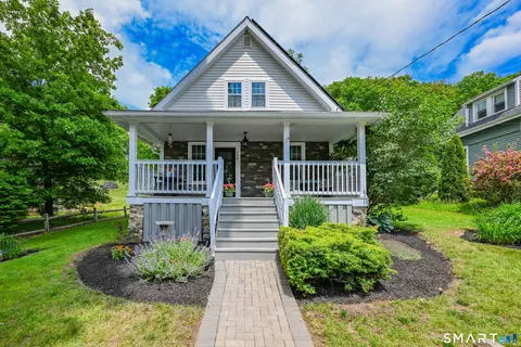 156 Litchfield St, Thomaston, CT 06787