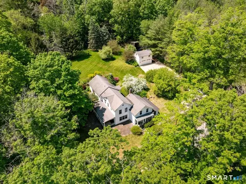 329 Housatonic River Rd, Salisbury, CT 06068